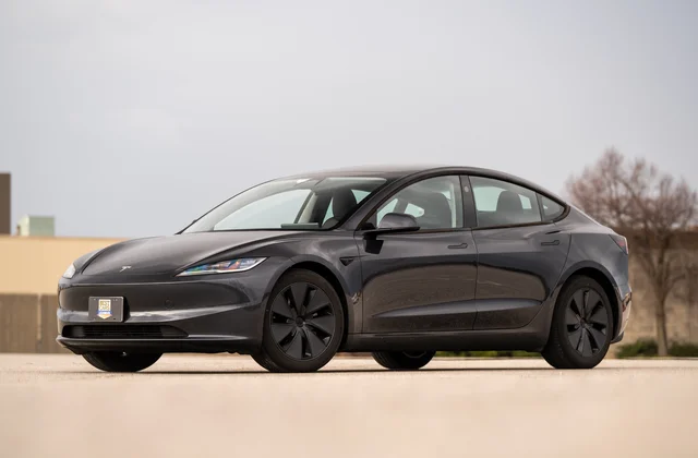 Model S Plaid